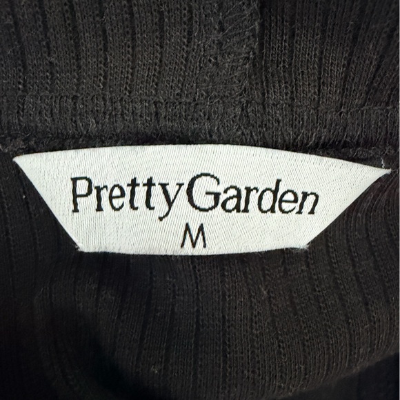 Black Button-Up Ribbed Hoodie Sweatshirt - Picture 3 of 4